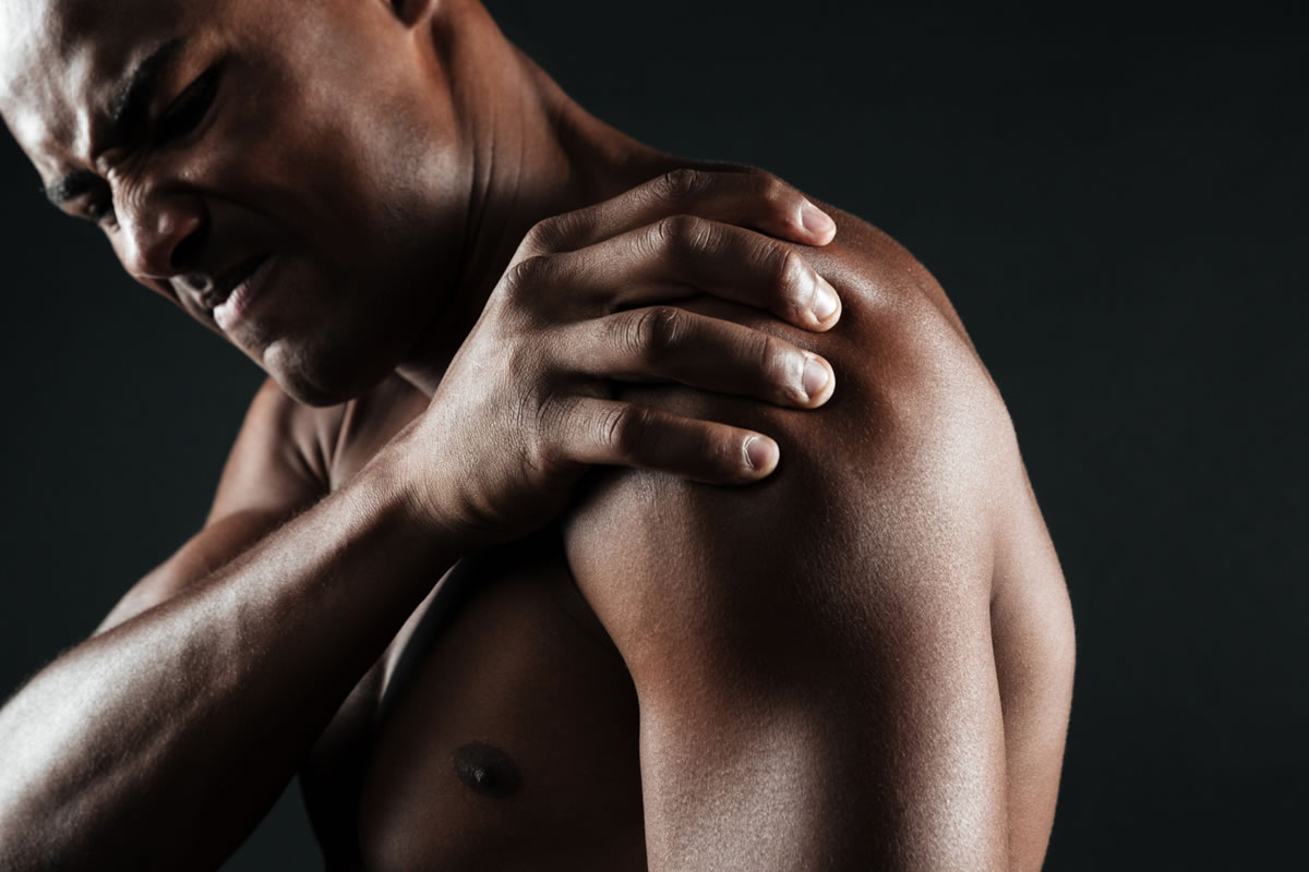 Five Signs You May Need a Shoulder Replacement Surgery