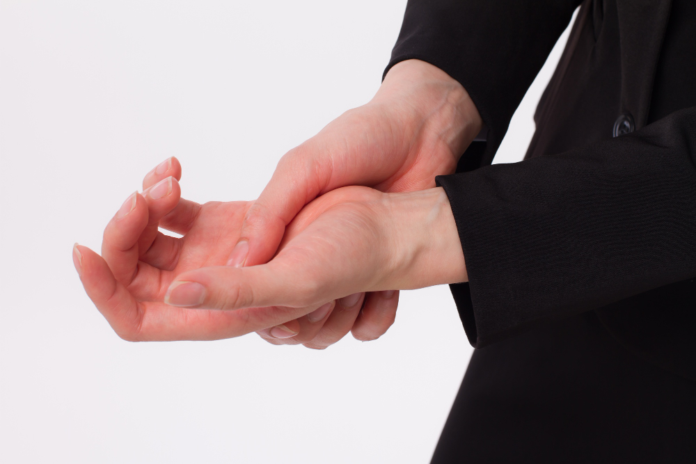 How to Identify Signs of Mallet Finger Condition