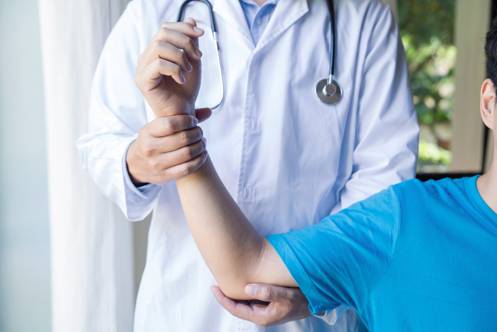 Questions to Ask Your Elbow Doctor to Ensure Better Treatment