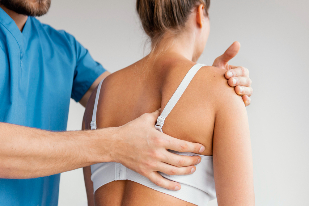 Wobbly Scapula Syndrome Explained by Deland's Premier Orthopedic Surgeon