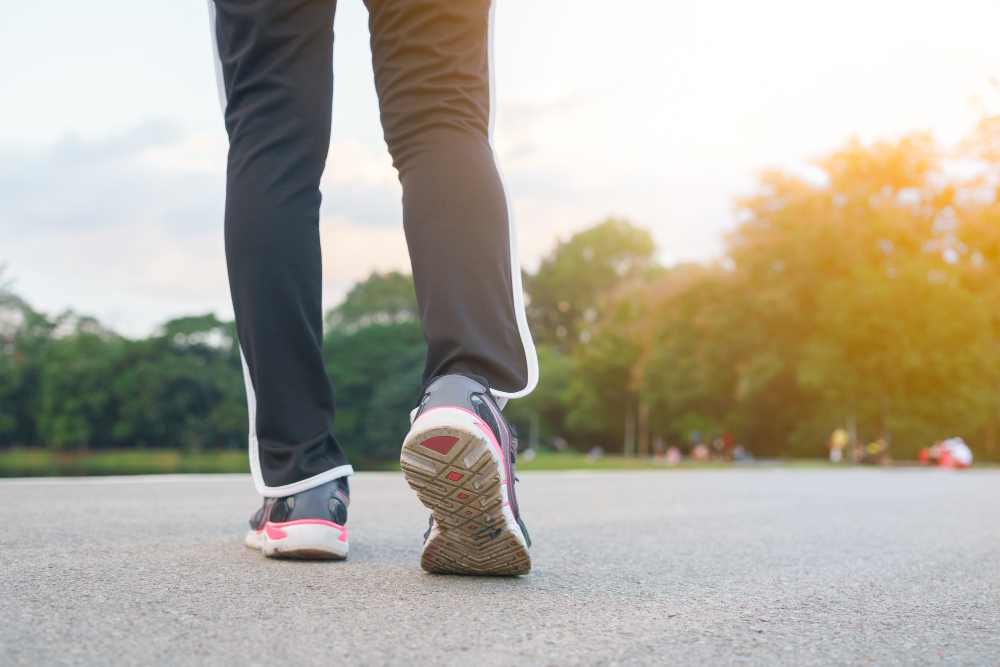 Tips for Walking Comfortably With Arthritis